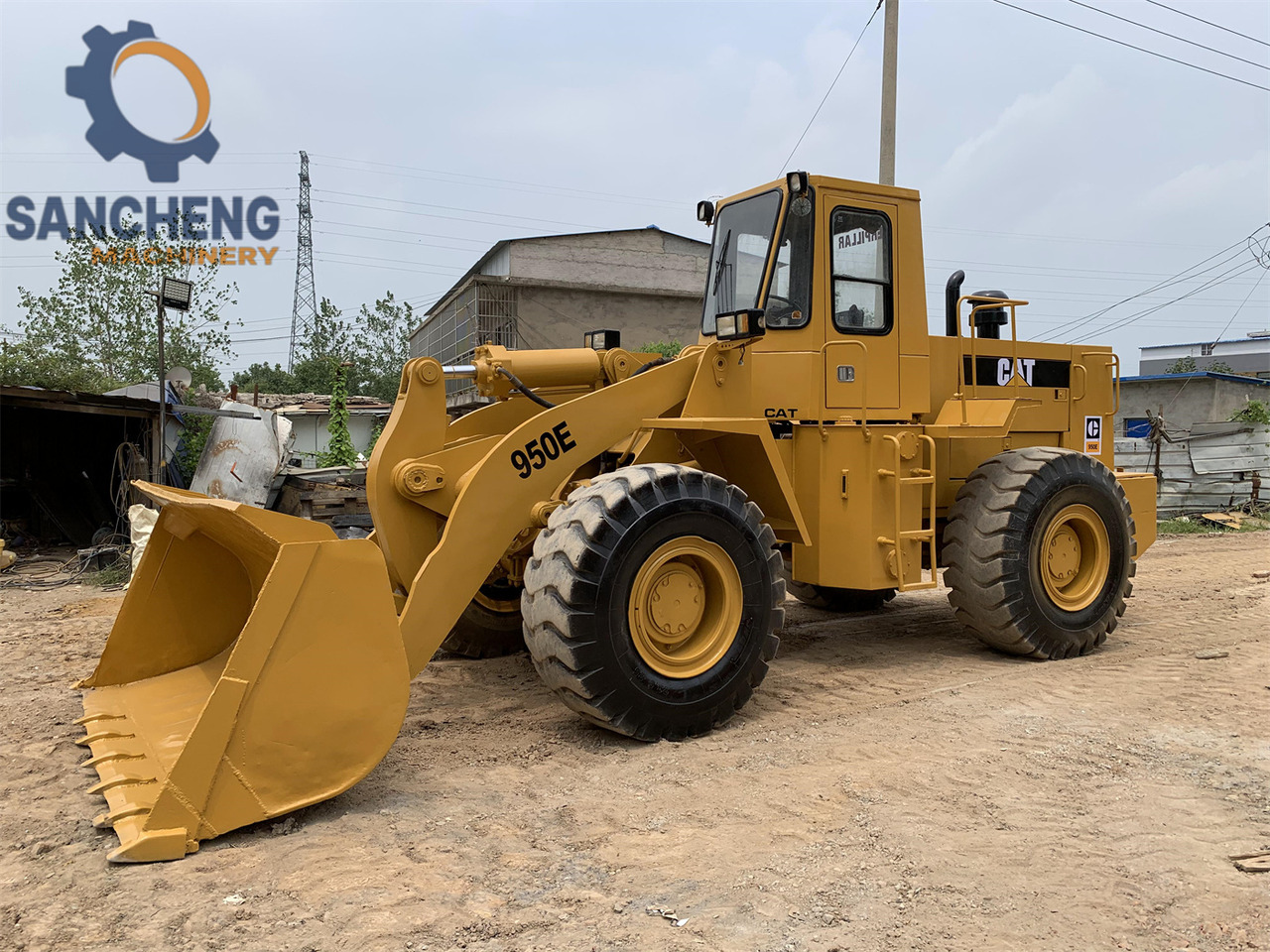 CATERPILLAR 950E - Chargeuse sur pneus: photos 5 CATERPILLAR 950E - Chargeuse sur pneus: photos 5