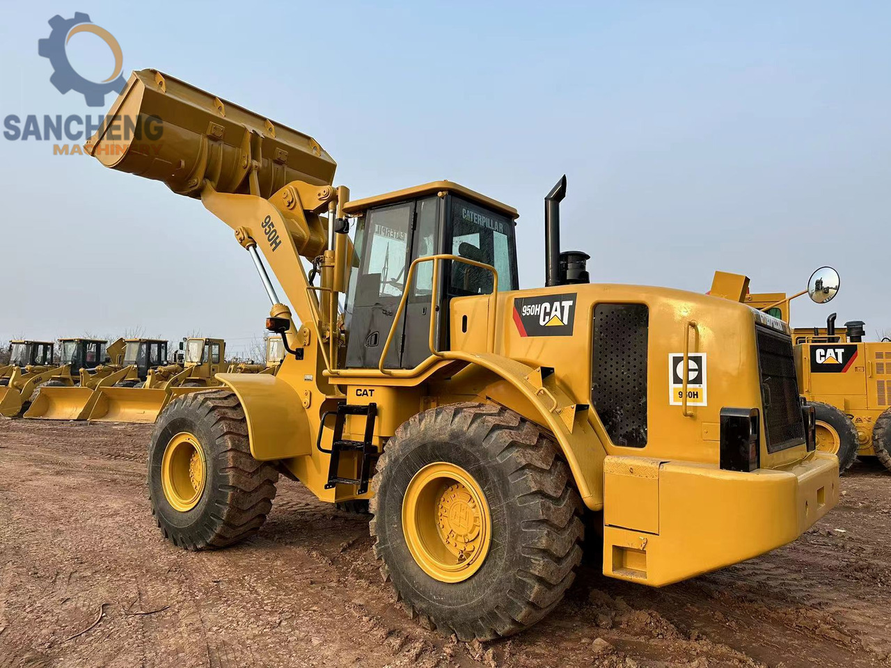 CATERPILLAR 950H - Chargeuse sur pneus: photos 2 CATERPILLAR 950H - Chargeuse sur pneus: photos 2