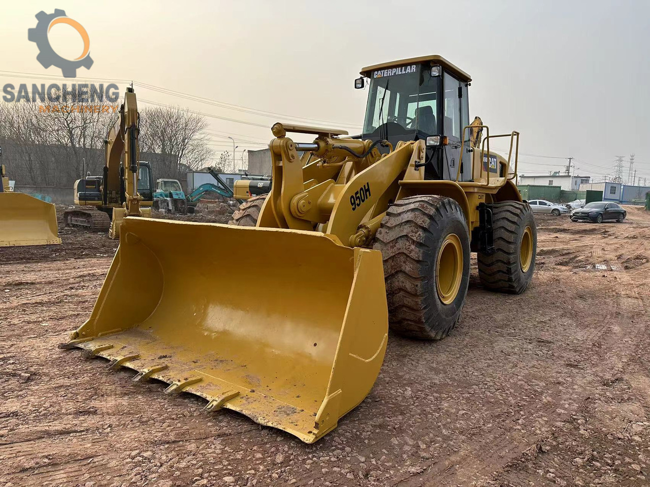 CATERPILLAR 950H - Chargeuse sur pneus: photos 5 CATERPILLAR 950H - Chargeuse sur pneus: photos 5