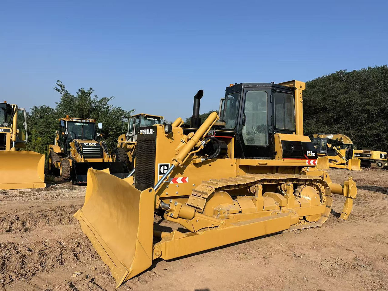 CATERPILLAR D6G - Bulldozer: photos 3 CATERPILLAR D6G - Bulldozer: photos 3