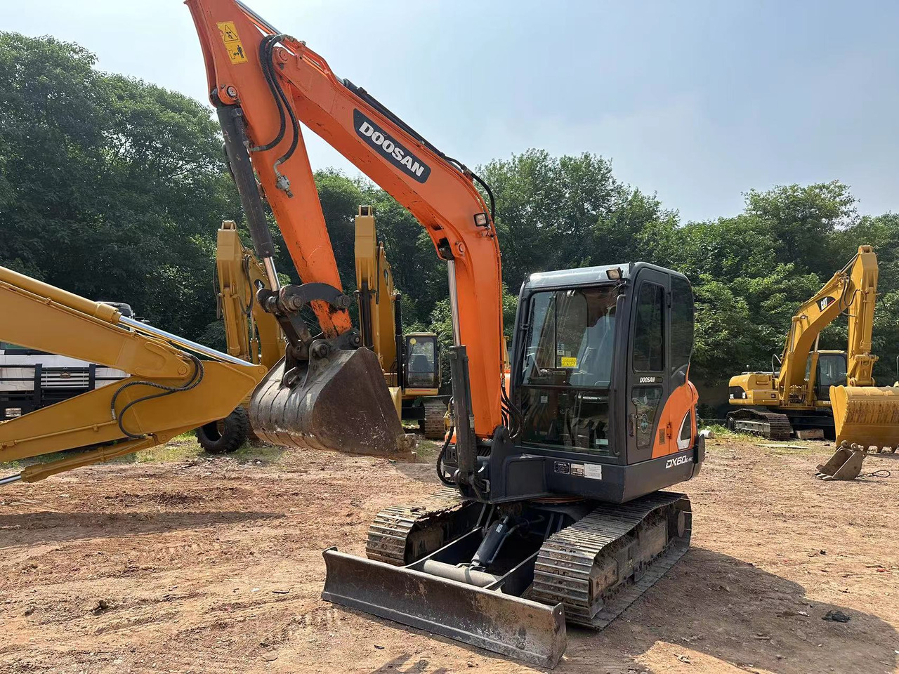 DOOSAN DX60 - Mini pelle: photos 3 DOOSAN DX60 - Mini pelle: photos 3