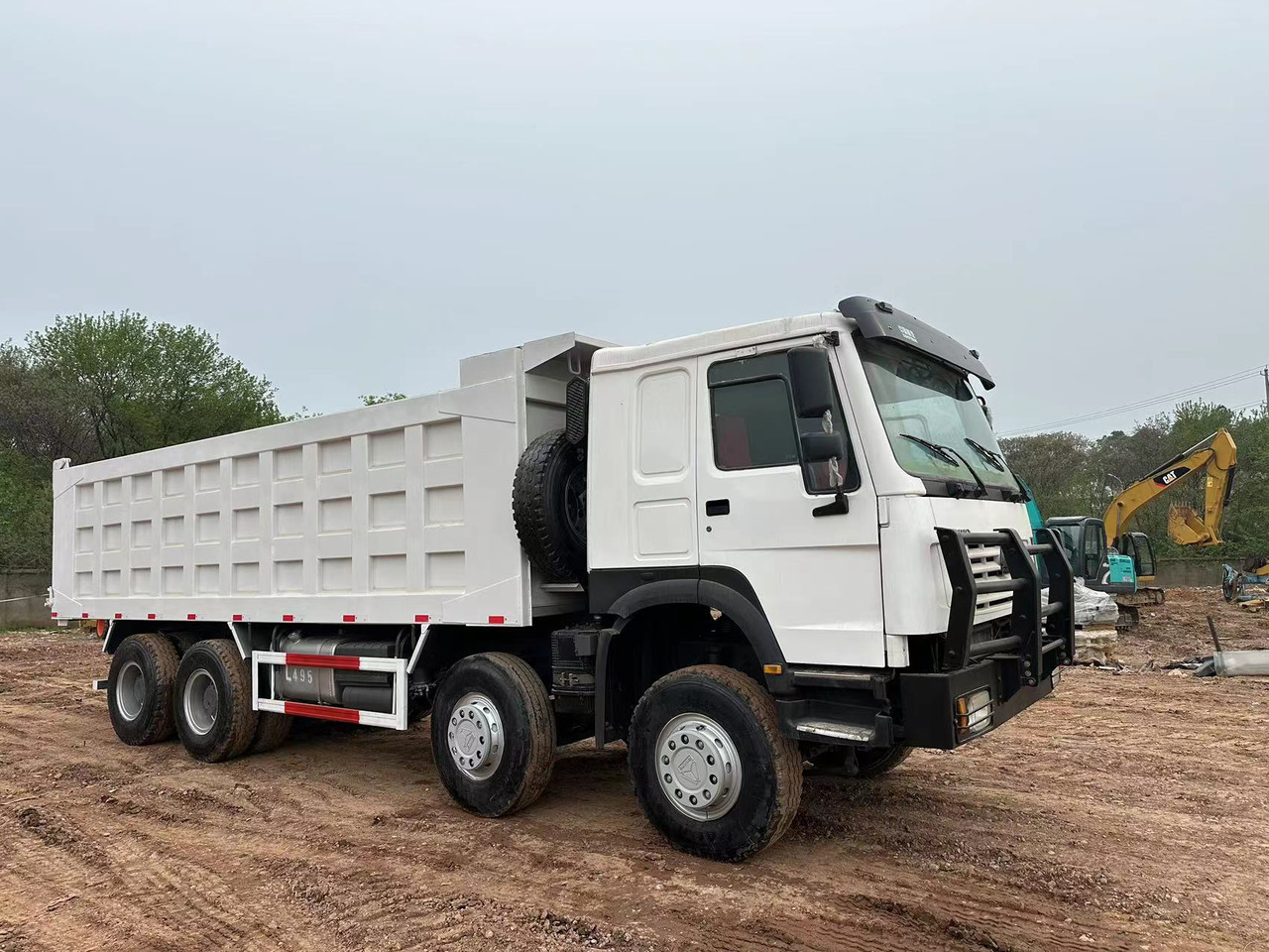SINOTRUK HOWO 371 with Bumper - Camion benne: photos 5 SINOTRUK HOWO 371 with Bumper - Camion benne: photos 5