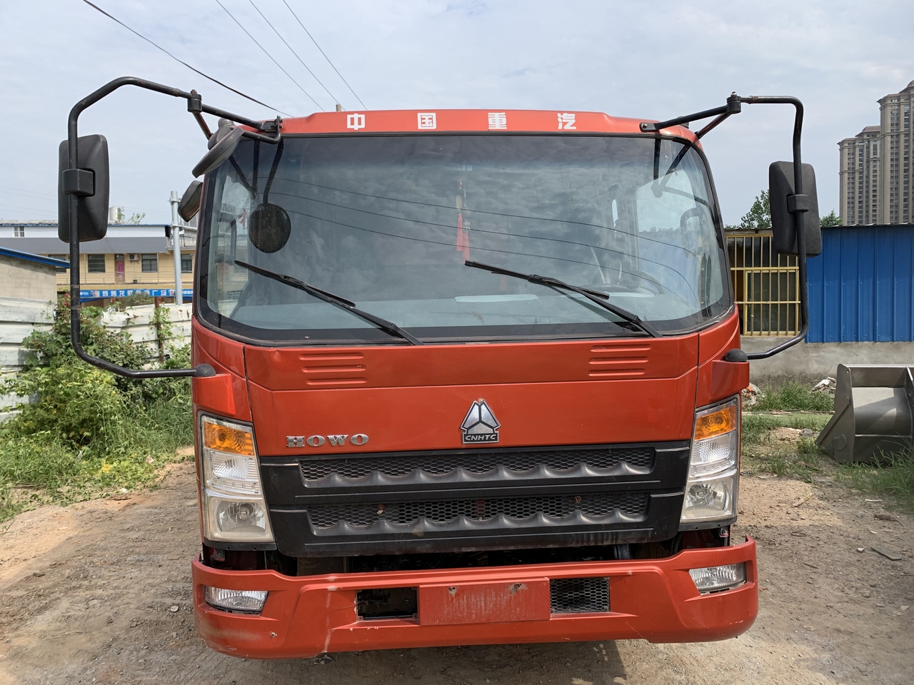 SINOTRUK Howo Dump truck 4x2 - Camion benne: photos 3 SINOTRUK Howo Dump truck 4x2 - Camion benne: photos 3