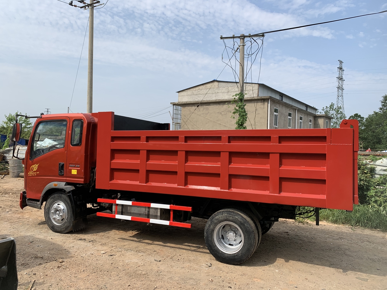 SINOTRUK Howo Dump truck 4x2 - Camion benne: photos 4 SINOTRUK Howo Dump truck 4x2 - Camion benne: photos 4