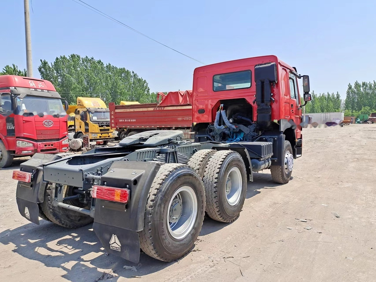 SINOTRUK Howo tractor unit 420 - Tracteur routier: photos 2 SINOTRUK Howo tractor unit 420 - Tracteur routier: photos 2
