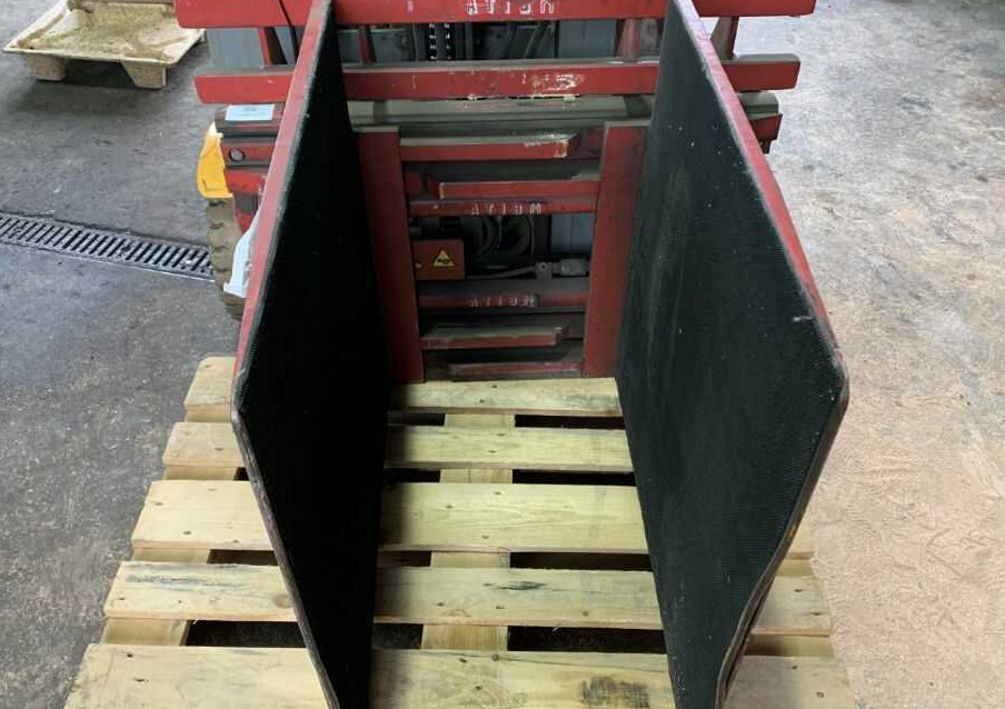 A.T.I.B. 474.181, Kartonklammer - Pinces pour Matériel de manutention: photos 2 A.T.I.B. 474.181, Kartonklammer - Pinces pour Matériel de manutention: photos 2