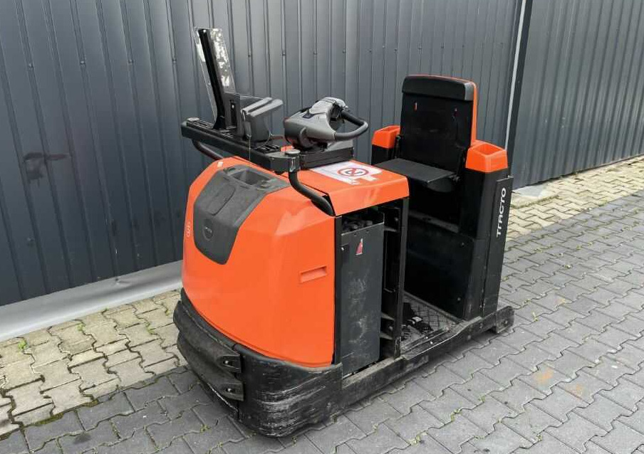 BT TSE300 - Chariot tracteur: photos 1 BT TSE300 - Chariot tracteur: photos 1