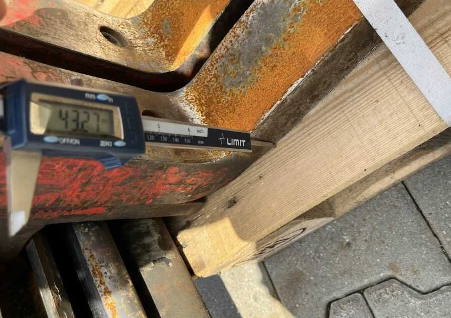 Durwen DPK 25C-SP - Fourches: photos 3 Durwen DPK 25C-SP - Fourches: photos 3