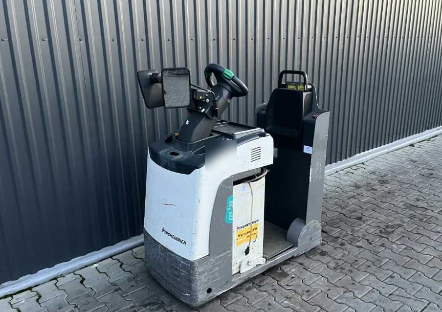 Jungheinrich EZS130 - Chariot tracteur: photos 1 Jungheinrich EZS130 - Chariot tracteur: photos 1