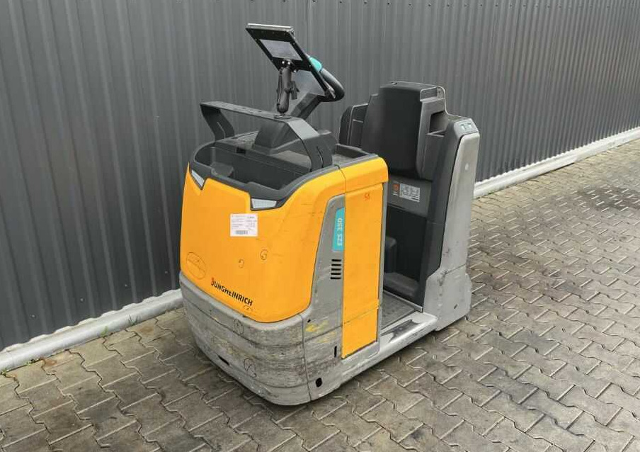 Jungheinrich EZS350 - Chariot tracteur: photos 1 Jungheinrich EZS350 - Chariot tracteur: photos 1