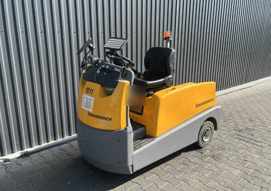 Jungheinrich EZS590 - Chariot tracteur: photos 1 Jungheinrich EZS590 - Chariot tracteur: photos 1
