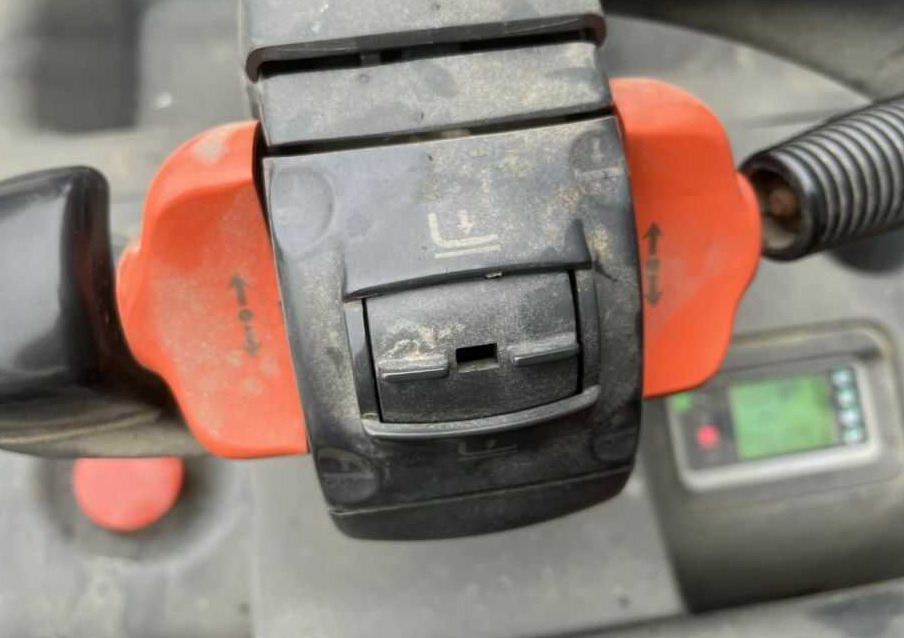 Gerbeur Linde D12HPSP: photos 8 Gerbeur Linde D12HPSP: photos 8