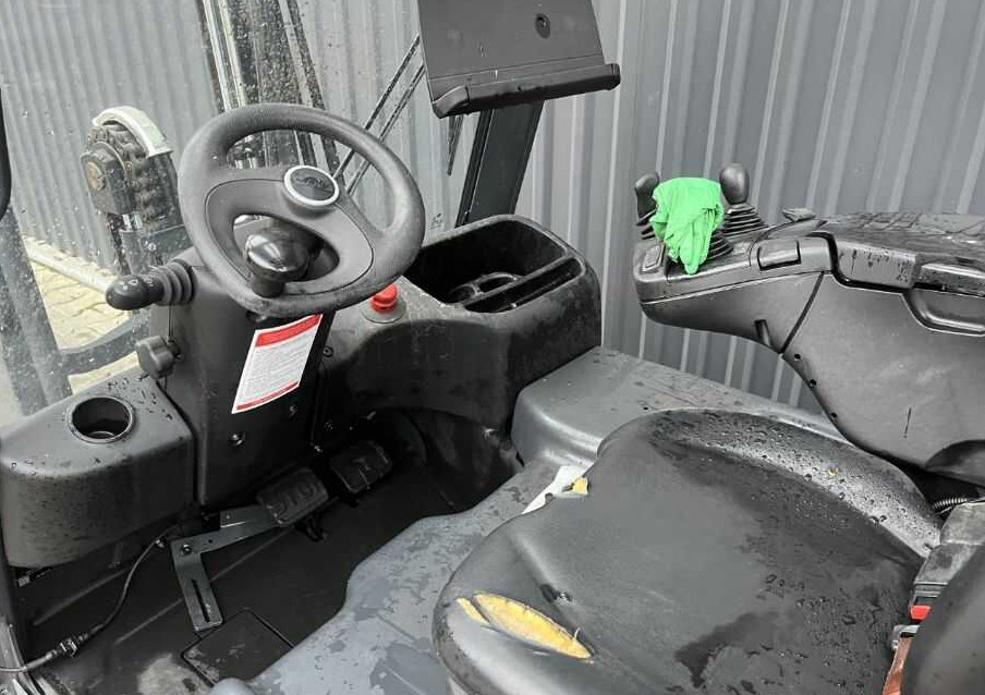 Chariot élévateur électrique Linde E16C-02: photos 8 Chariot élévateur électrique Linde E16C-02: photos 8