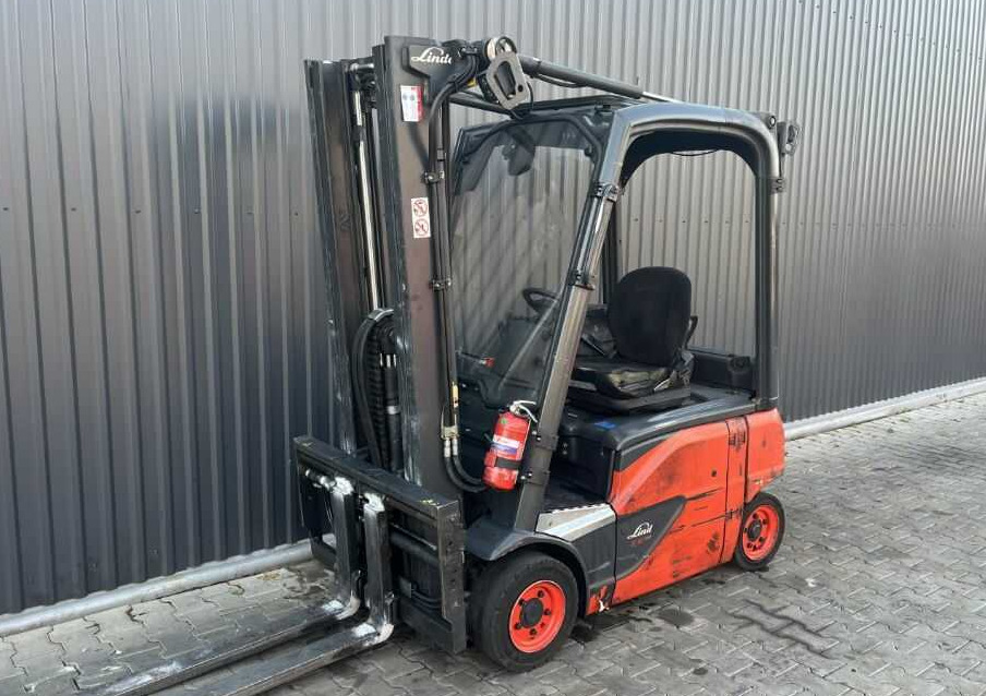 Linde E16P-02 - Chariot élévateur électrique: photos 1 Linde E16P-02 - Chariot élévateur électrique: photos 1