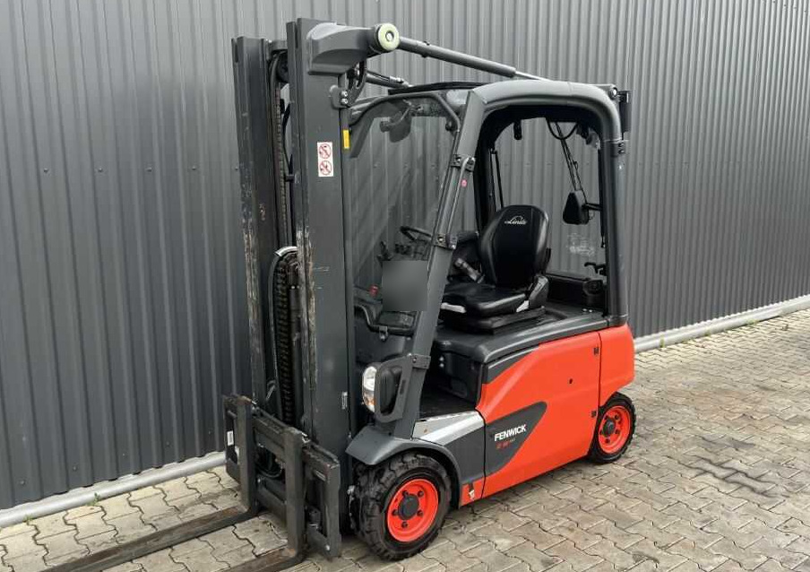 Linde E16P-02 - Chariot élévateur électrique: photos 1 Linde E16P-02 - Chariot élévateur électrique: photos 1