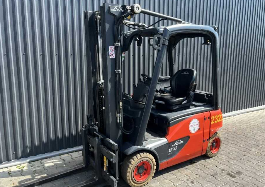 Linde E16P-02 - Chariot élévateur électrique: photos 1 Linde E16P-02 - Chariot élévateur électrique: photos 1