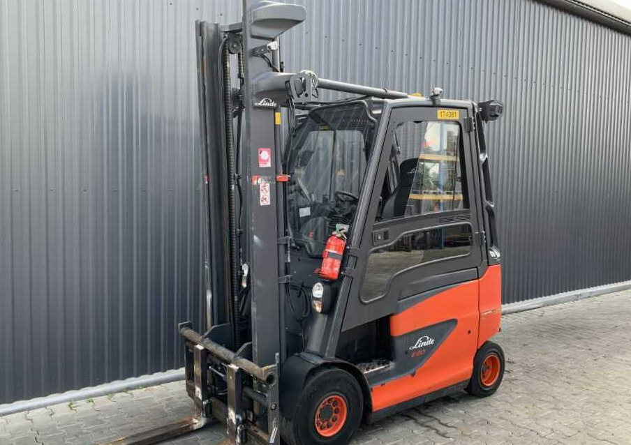Linde E20-01/600 - Chariot élévateur électrique: photos 1 Linde E20-01/600 - Chariot élévateur électrique: photos 1