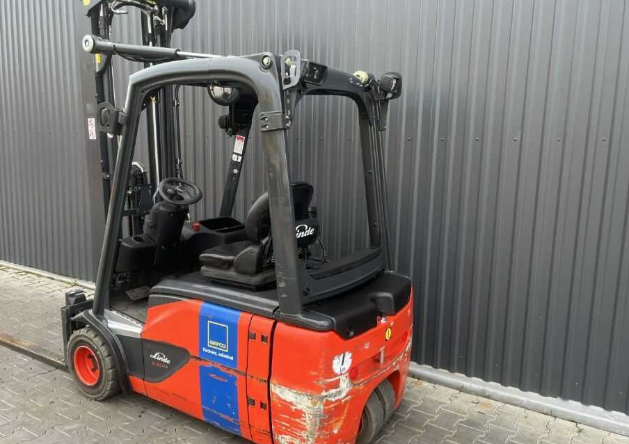 Linde E20L-02 - Chariot élévateur électrique: photos 3 Linde E20L-02 - Chariot élévateur électrique: photos 3