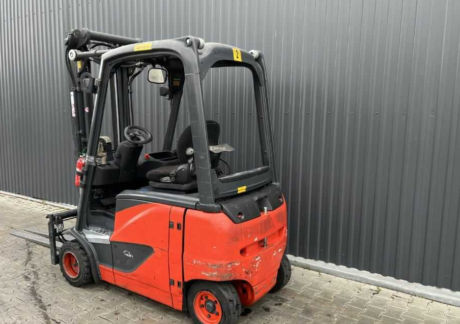 Linde E20PH-02 - Chariot élévateur électrique: photos 3 Linde E20PH-02 - Chariot élévateur électrique: photos 3