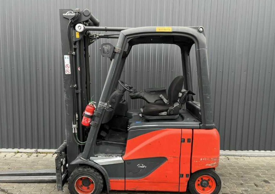 Linde E20PH-02 - Chariot élévateur électrique: photos 2 Linde E20PH-02 - Chariot élévateur électrique: photos 2