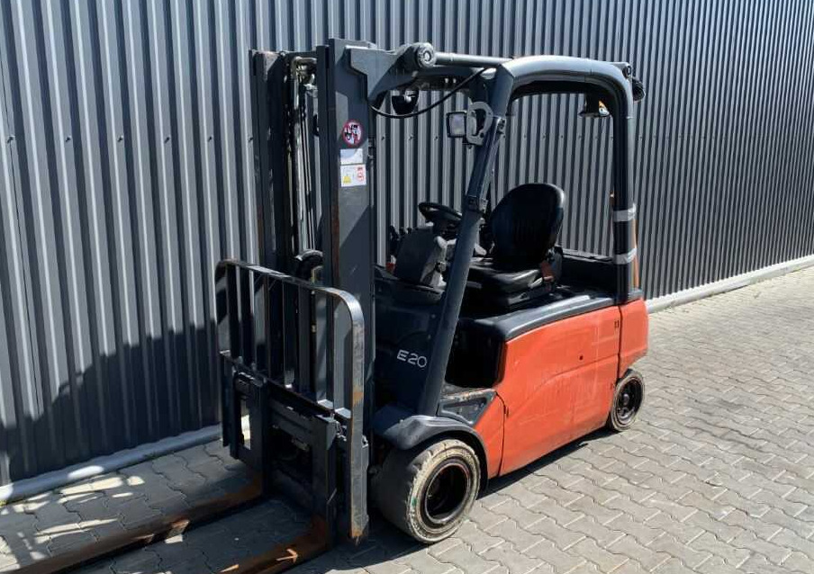 Linde E20PL-01 - Chariot élévateur électrique: photos 1 Linde E20PL-01 - Chariot élévateur électrique: photos 1