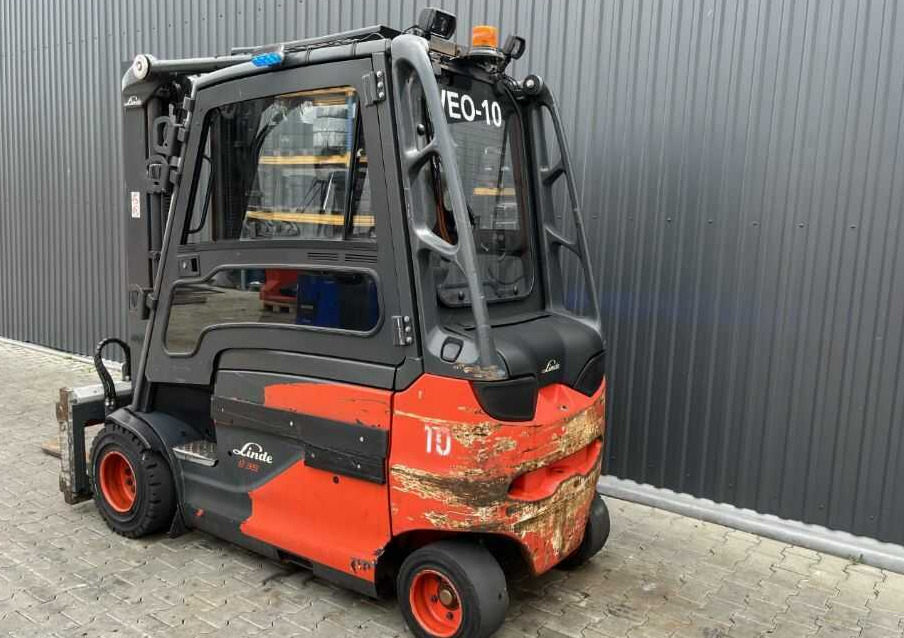 Linde E35HL-01 - Chariot élévateur électrique: photos 3 Linde E35HL-01 - Chariot élévateur électrique: photos 3