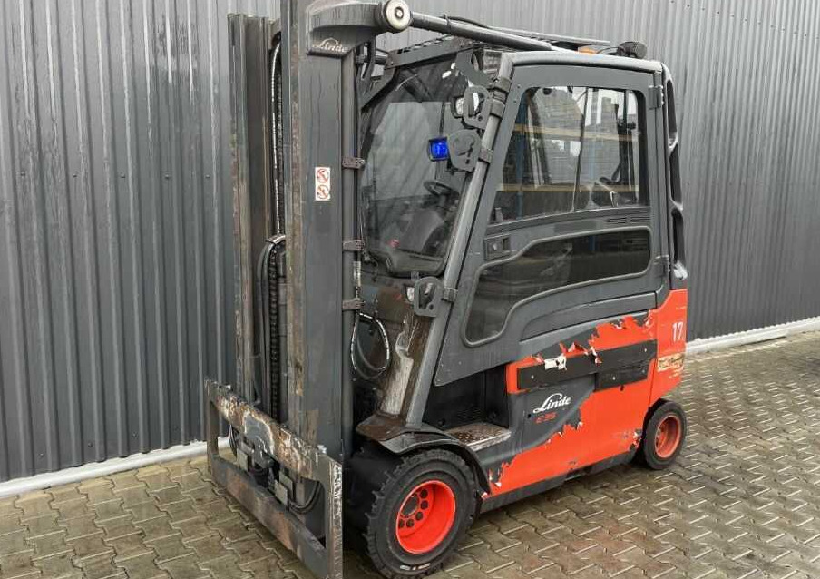 Linde E35HL-01 - Chariot élévateur électrique: photos 1 Linde E35HL-01 - Chariot élévateur électrique: photos 1