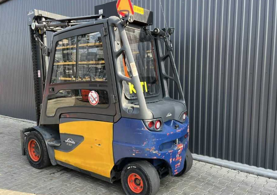 Linde E50HL-01/600 - Chariot élévateur électrique: photos 3 Linde E50HL-01/600 - Chariot élévateur électrique: photos 3