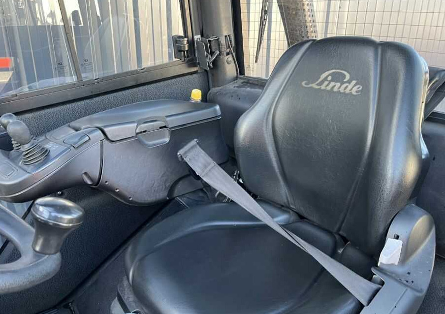 Chariot élévateur à gaz Linde H25T-02/600: photos 6