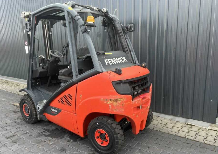 Linde H25T-02 - Chariot élévateur à gaz: photos 3 Linde H25T-02 - Chariot élévateur à gaz: photos 3