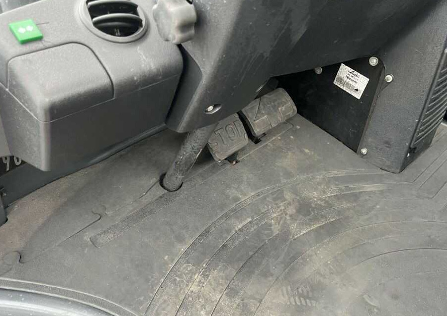 Chariot élévateur à gaz Linde H40T-02: photos 9