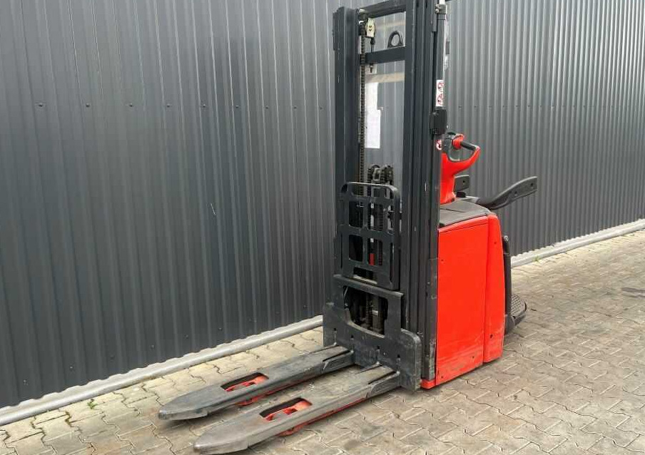 Linde L14AP - Gerbeur: photos 1 Linde L14AP - Gerbeur: photos 1