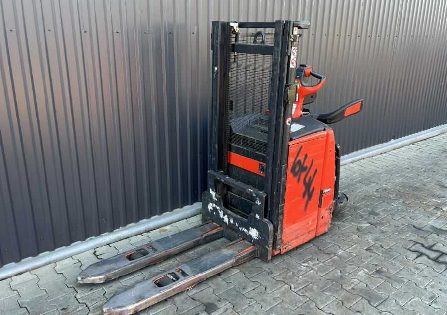 Linde L14lAP - Gerbeur: photos 1 Linde L14lAP - Gerbeur: photos 1