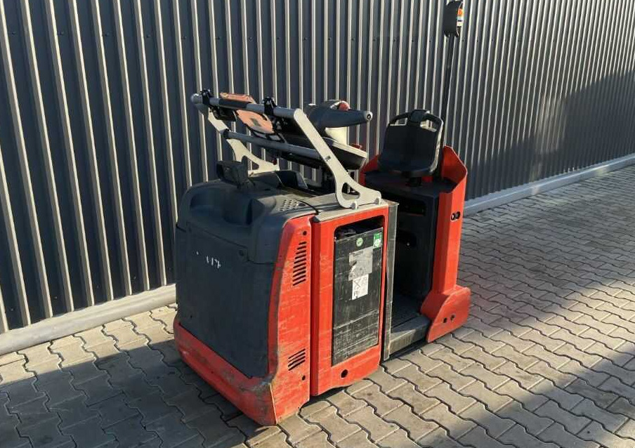 Linde P30C - Chariot tracteur: photos 5 Linde P30C - Chariot tracteur: photos 5