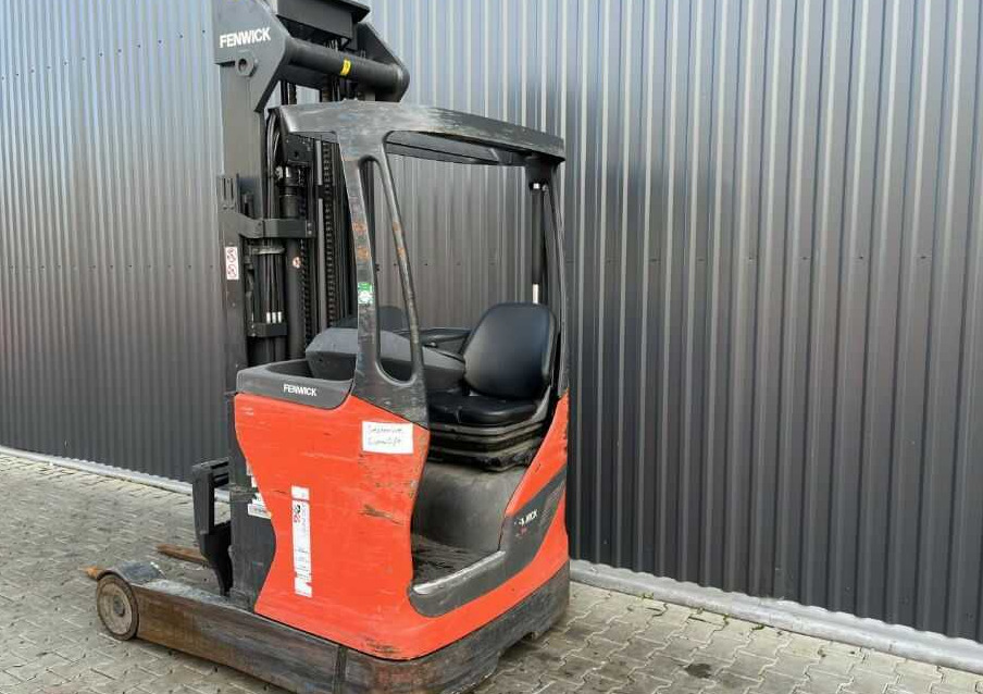 Linde R14-01 - Chariot à mât rétractable: photos 3 Linde R14-01 - Chariot à mât rétractable: photos 3