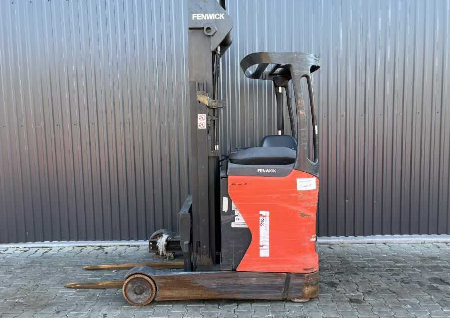 Linde R14-01 - Chariot à mât rétractable: photos 2 Linde R14-01 - Chariot à mât rétractable: photos 2