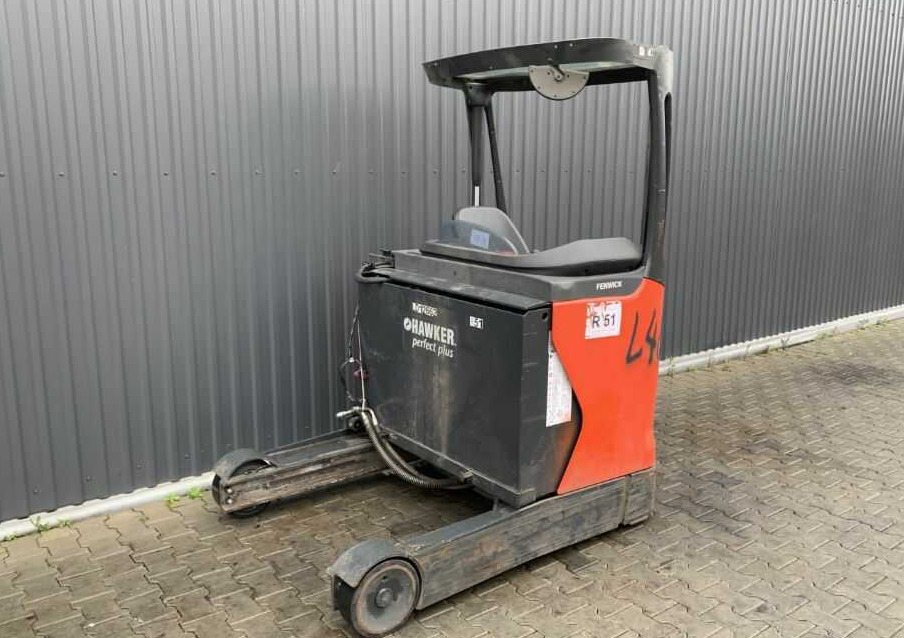 Linde R14-01 - Chariot à mât rétractable: photos 1 Linde R14-01 - Chariot à mât rétractable: photos 1