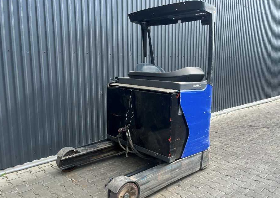 Linde R14HD-01 - Chariot à mât rétractable: photos 1 Linde R14HD-01 - Chariot à mât rétractable: photos 1