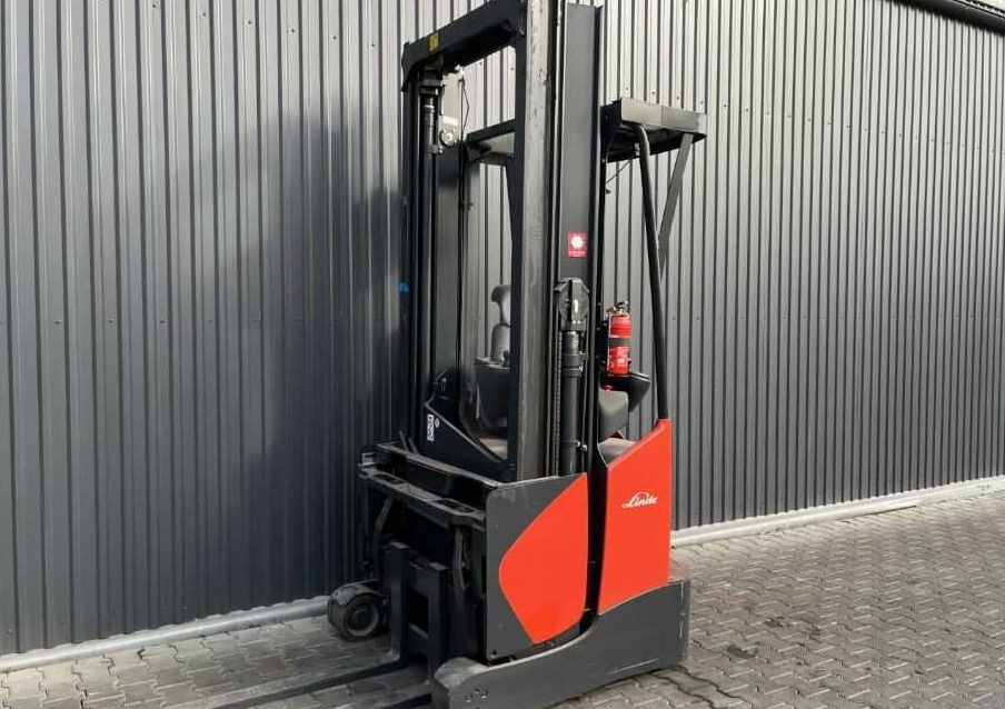 Linde R16X-03 - Chariot à mât rétractable: photos 1 Linde R16X-03 - Chariot à mât rétractable: photos 1