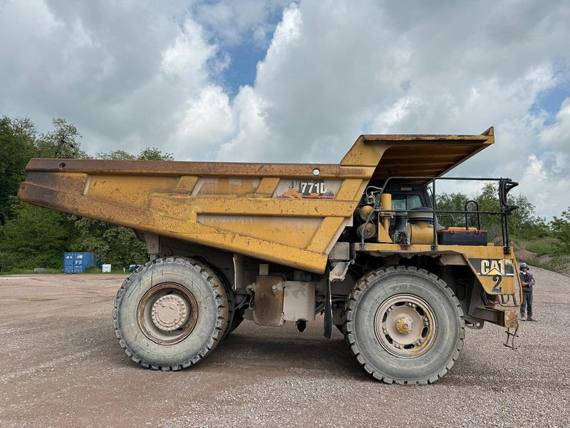 Caterpillar 771D - Tombereau: photos 5 Caterpillar 771D - Tombereau: photos 5