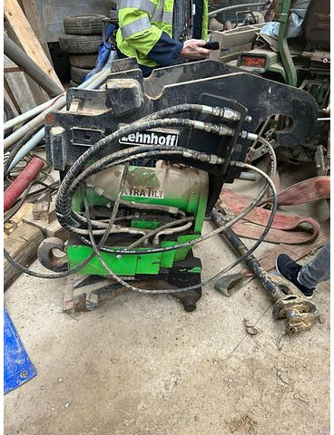 TILT ROTATOR TR150 - - Engins de chantier: photos 1 TILT ROTATOR TR150 - - Engins de chantier: photos 1