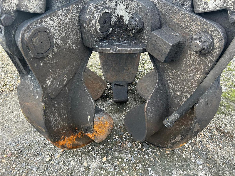 Liebherr 30t - Grappin: photos 5 Liebherr 30t - Grappin: photos 5