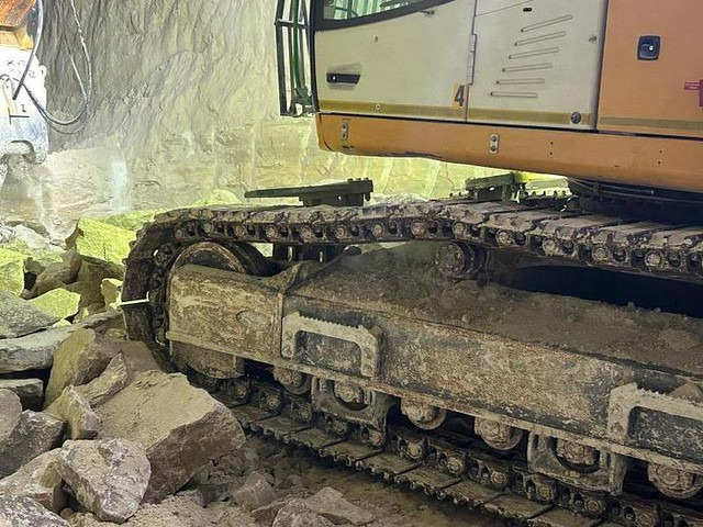 Liebherr R956HD - Pelle sur chenille: photos 3 Liebherr R956HD - Pelle sur chenille: photos 3