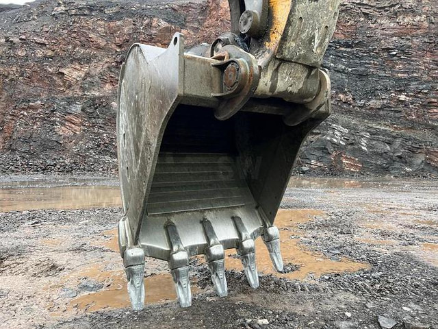 Liebherr R980SME HD - - Pelle sur chenille: photos 5 Liebherr R980SME HD - - Pelle sur chenille: photos 5