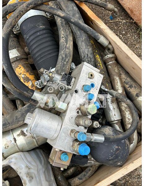 Liebherr A944C Li / A934C Li / R944C Li / R954C / A954C Li / R934C - Pièces de rechange: photos 1 Liebherr A944C Li / A934C Li / R944C Li / R954C / A954C Li / R934C - Pièces de rechange: photos 1