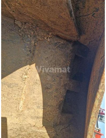 Terex TLB840PS - Godet: photos 5 Terex TLB840PS - Godet: photos 5