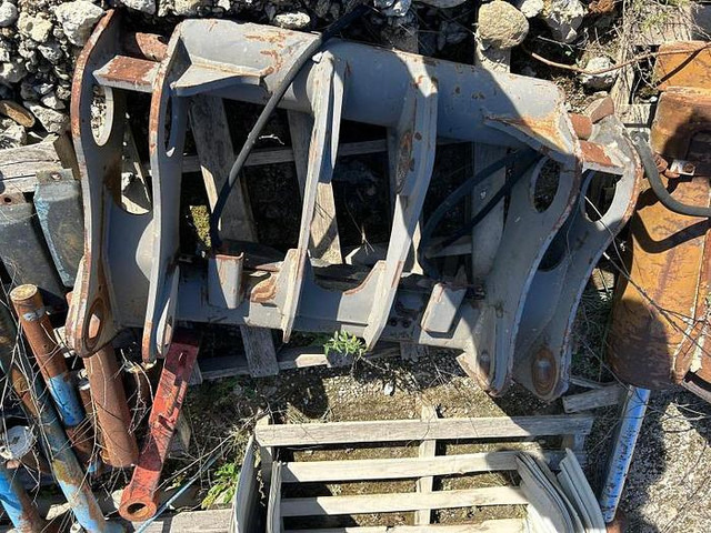 Volvo L120C/D/E/F/H L90C/D/E/F - Attache rapide: photos 3 Volvo L120C/D/E/F/H L90C/D/E/F - Attache rapide: photos 3