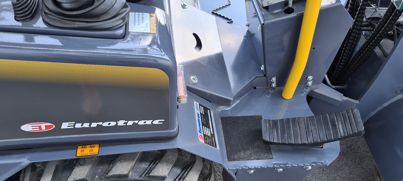 Eurotrac W10 Radlader Hoflader - Valet de ferme: photos 4 Eurotrac W10 Radlader Hoflader - Valet de ferme: photos 4