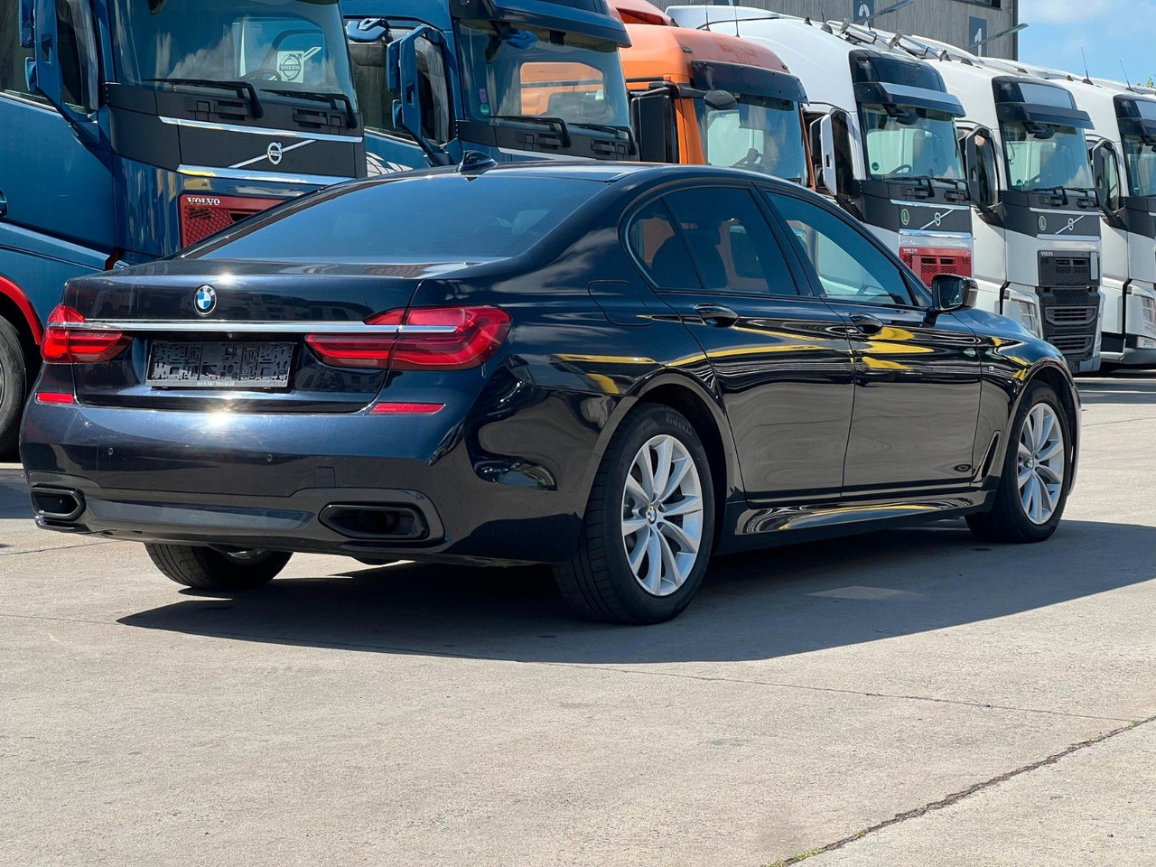 BMW 740D*xDrive*ACC* MASSAGE *STANDHE *LUFT*M PAKET BMW 740D*xDrive*ACC* MASSAGE *STANDHE *LUFT*M PAKET - Voiture: photos 5 BMW 740D*xDrive*ACC* MASSAGE *STANDHE *LUFT*M PAKET BMW 740D*xDrive*ACC* MASSAGE *STANDHE *LUFT*M PAKET - Voiture: photos 5