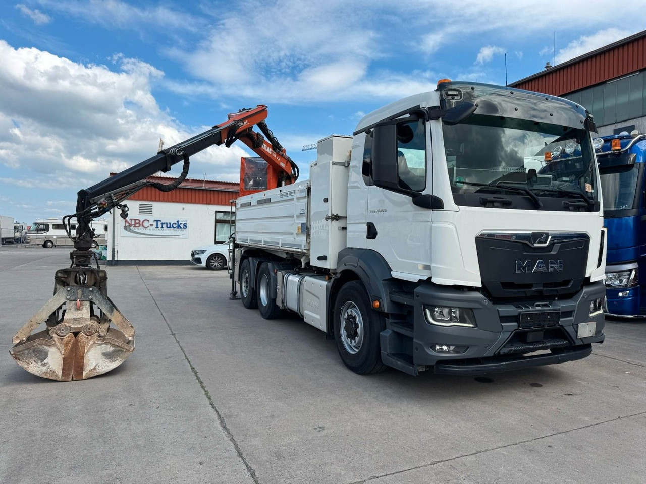 MAN TGS 26.470*ATLAS*MEILLER-KIPPER*DREISEITENKIPPER - Camion benne, Camion grue: photos 1 MAN TGS 26.470*ATLAS*MEILLER-KIPPER*DREISEITENKIPPER - Camion benne, Camion grue: photos 1